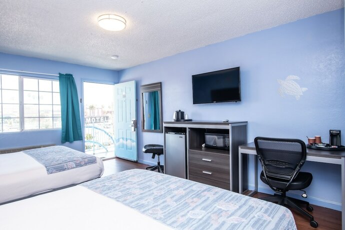 Imagen de la habitación del Hotel Aqua Breeze Inn. Foto 18