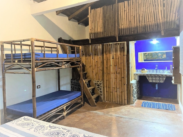 Imagen de la habitación del Hotel Aqua Ceiba. Foto 11