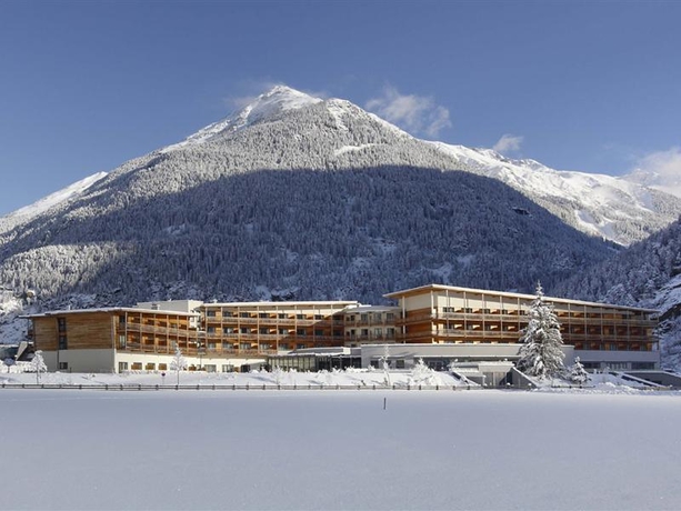 Imagen general del Hotel Aqua Dome. Foto 4