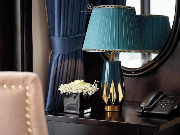 Imagen de la habitación del Hotel Aqua Elegance Cruise. Foto 8