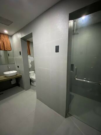 Imagen de la habitación del Hotel Aqua Frontier and Restaurant. Foto 14