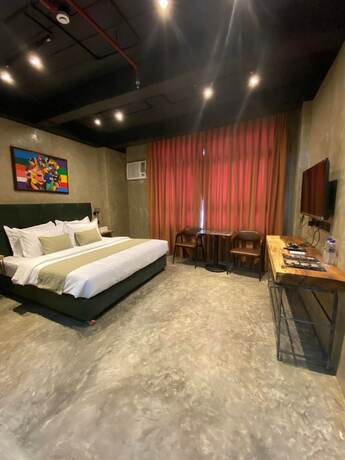 Imagen general del Hotel Aqua Frontier and Restaurant. Foto 4