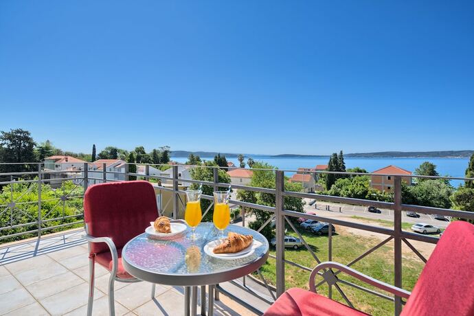 Imagen general del Hotel Aqua Guestrooms Kastela. Foto 11