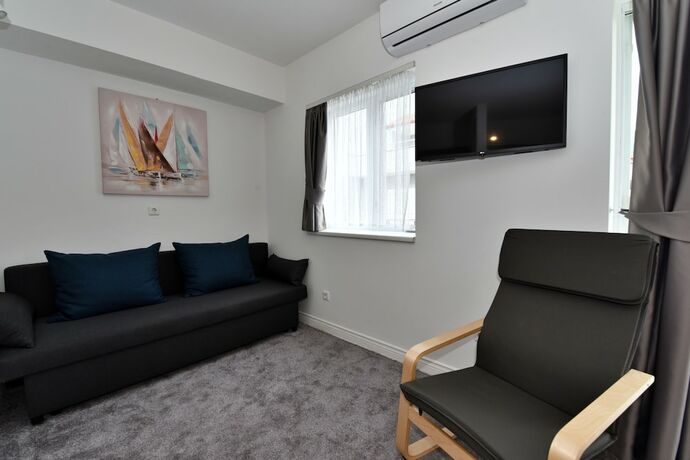 Imagen de la habitación del Hotel Aqua Guestrooms Kastela. Foto 19