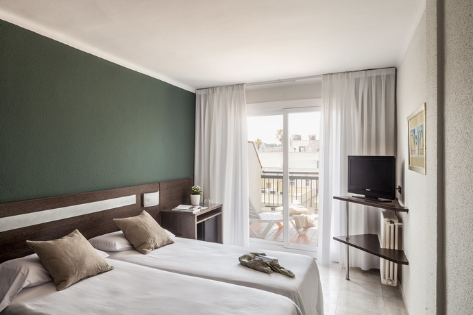 Imagen de la habitación del Hotel Aqua Hotel Bertran Park. Foto 8