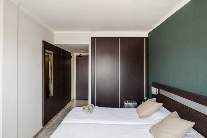 Imagen de la habitación del Hotel Aqua Hotel Bertran Park. Foto 12