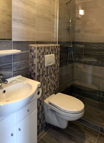 Imagen de la habitación del Hotel Aqua, Komárom. Foto 6