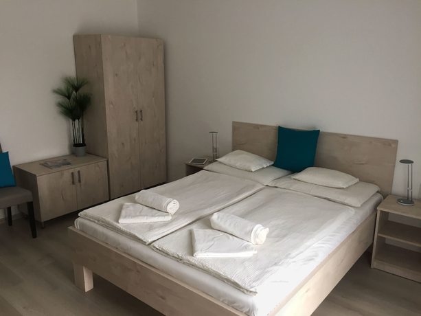 Imagen de la habitación del Hotel Aqua, Komárom. Foto 8