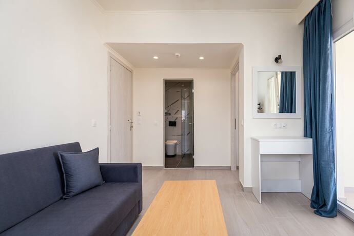 Imagen de la habitación del Hotel Aqua Luxury Suites Roda. Foto 14