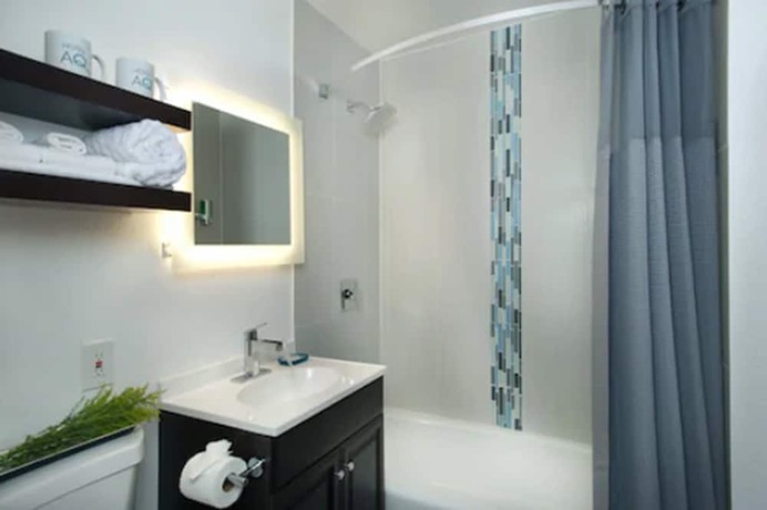 Imagen de la habitación del Hotel Aqua Mar. Foto 11