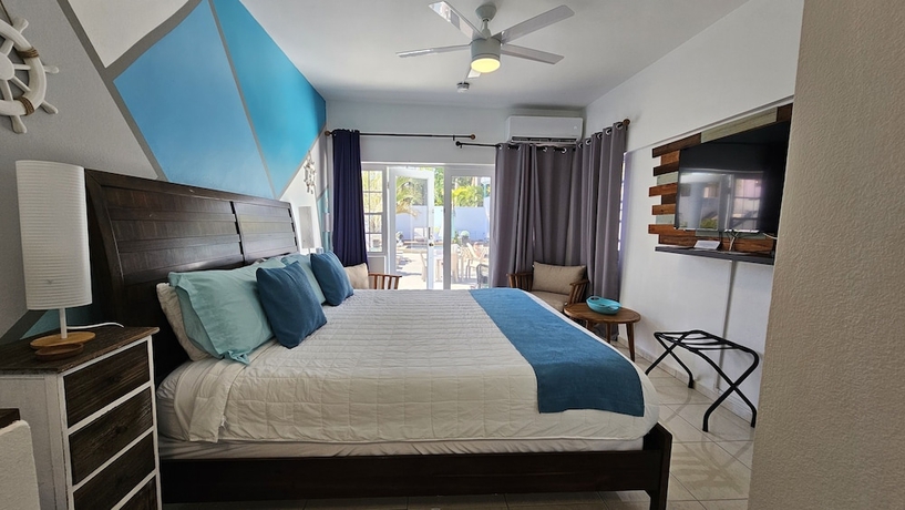 Imagen de la habitación del Hotel Aqua Marina Beach Club. Foto 10
