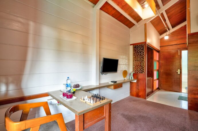 Imagen general del Hotel Aqua Marina Beach Cottages. Foto 1