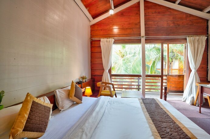 Imagen general del Hotel Aqua Marina Beach Cottages. Foto 8