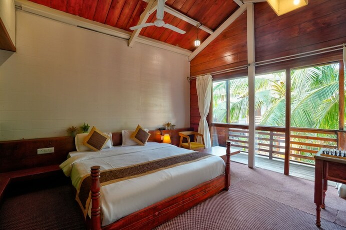 Imagen general del Hotel Aqua Marina Beach Cottages. Foto 12