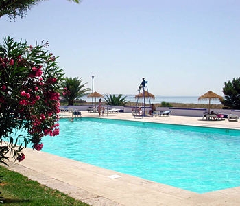 Imagen de la piscina del Hotel Aqua Meia Praia. Foto 9