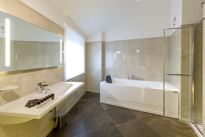 Imagen de la habitación del Hotel Aqua Montis Resort and Spa. Foto 8