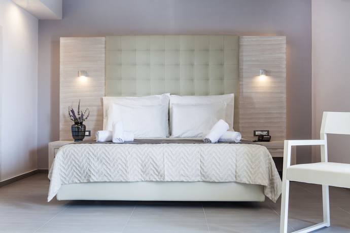 Imagen de la habitación del Hotel Aqua Oliva Resort. Foto 15