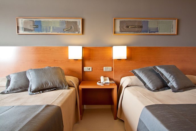 Imagen de la habitación del Hotel Aqua Onabrava and Spa. Foto 13