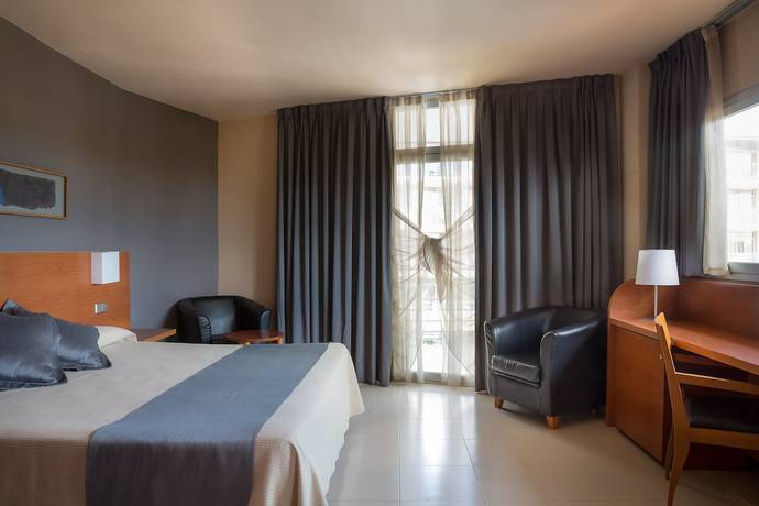 Imagen de la habitación del Hotel Aqua Onabrava and Spa. Foto 14