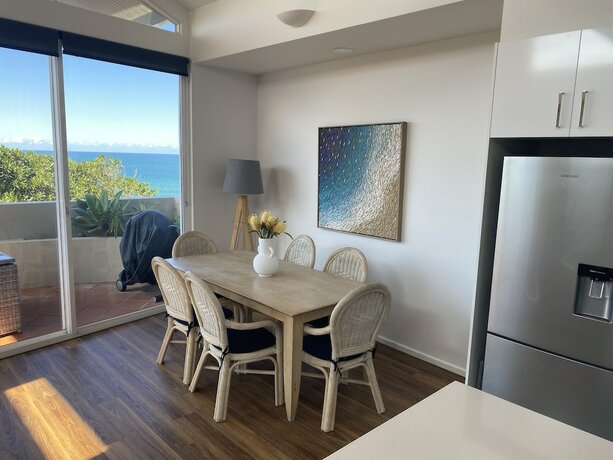 Imagen general del Hotel Aqua Promenade Beachfront Apartments. Foto 3