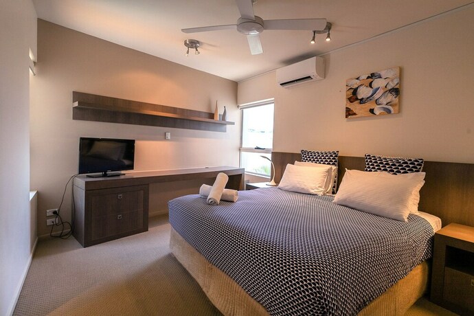 Imagen de la habitación del Hotel Aqua Promenade Beachfront Apartments. Foto 29