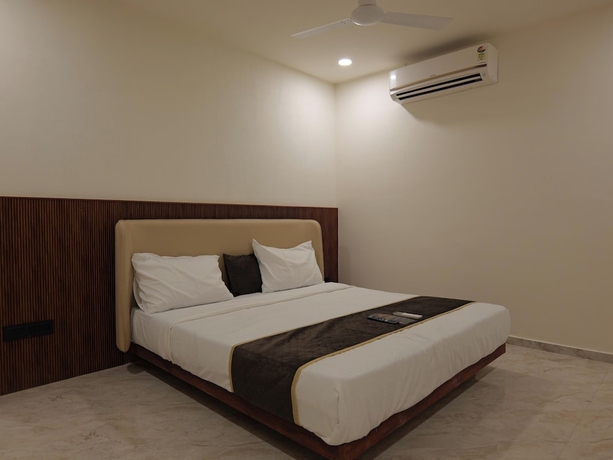 Imagen de la habitación del Hotel Aqua Rajkot. Foto 6