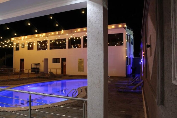 Imagen de la piscina del Hotel Aqua Resort Naivasha. Foto 16