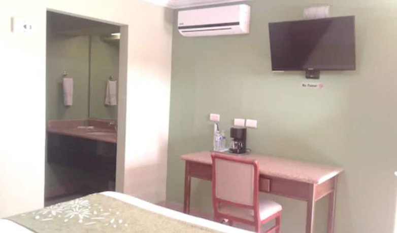 Imagen de la habitación del Hotel Aqua Rio. Foto 13