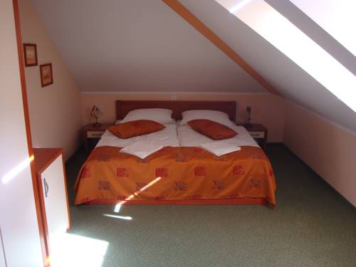 Imagen de la habitación del Hotel Aqua Roma. Foto 9