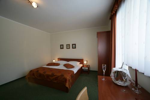 Imagen de la habitación del Hotel Aqua Roma. Foto 13