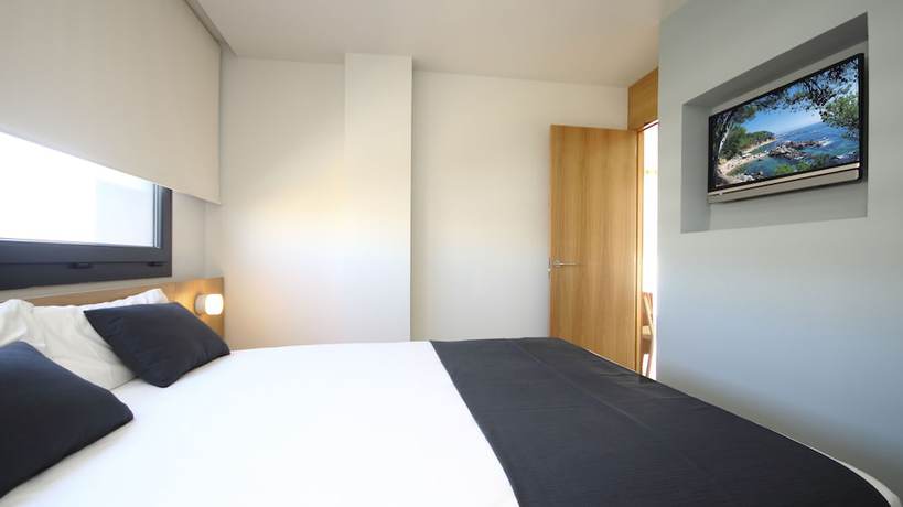 Imagen de la habitación del Hotel Aqua Silhouette & Spa. Foto 3