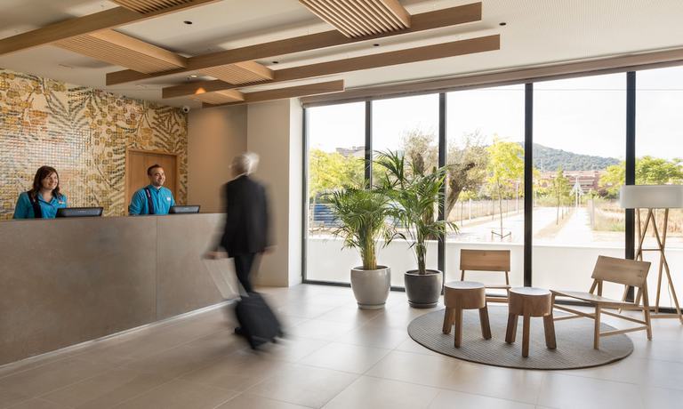 Imagen de los interiores del Hotel Aqua Silhouette & Spa. Foto 20