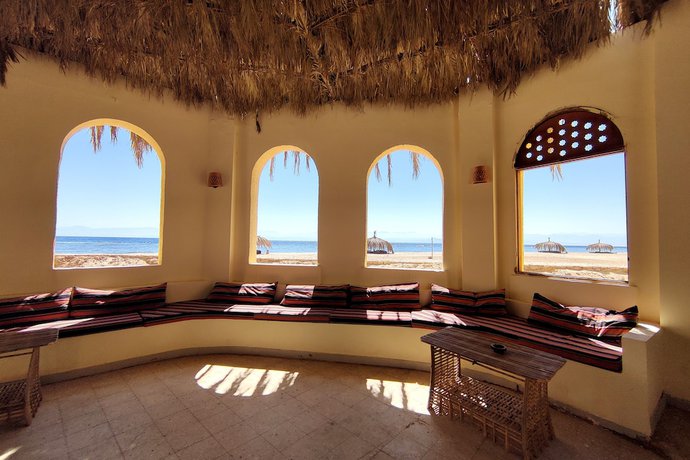 Imagen de los interiores del Hotel Aqua Sun Village, NUWEIBA. Foto 16