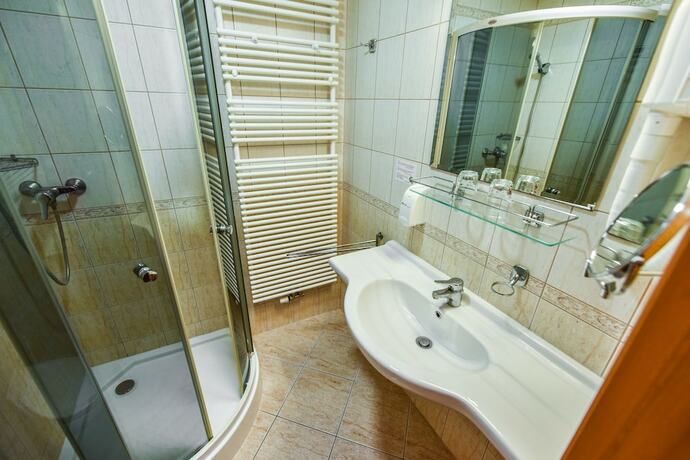 Imagen general del Hotel Aqua Term&aacute;l. Foto 2