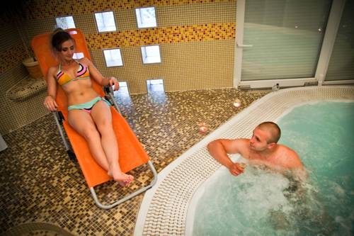 Imagen general del Hotel Aqua Therm. Foto 4