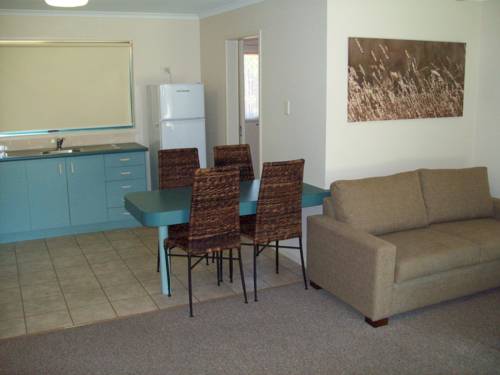 Imagen de la habitación del Hotel Aqua Villa Holiday Apartments. Foto 5