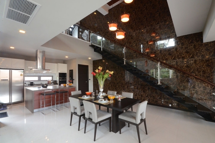 Imagen de la habitación del Hotel Aqua Villas Rawai. Foto 2