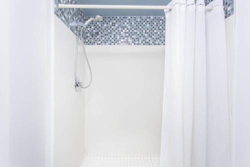 Imagen de la habitación del Hotel Aqua Vista Resort Hotel. Foto 4