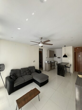 Imagen de la habitación del Hotel Aqua Vista by La Cultura Suites. Foto 16