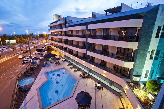 Imagen de la piscina del Hotel Aquários Praia. Foto 19