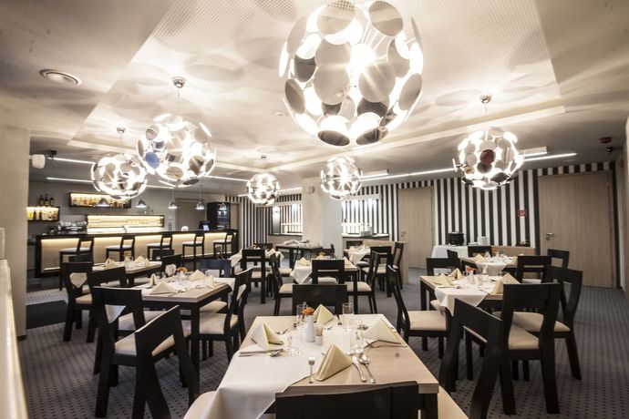Imagen del bar/restaurante del Hotel Aquacity Riverside. Foto 3