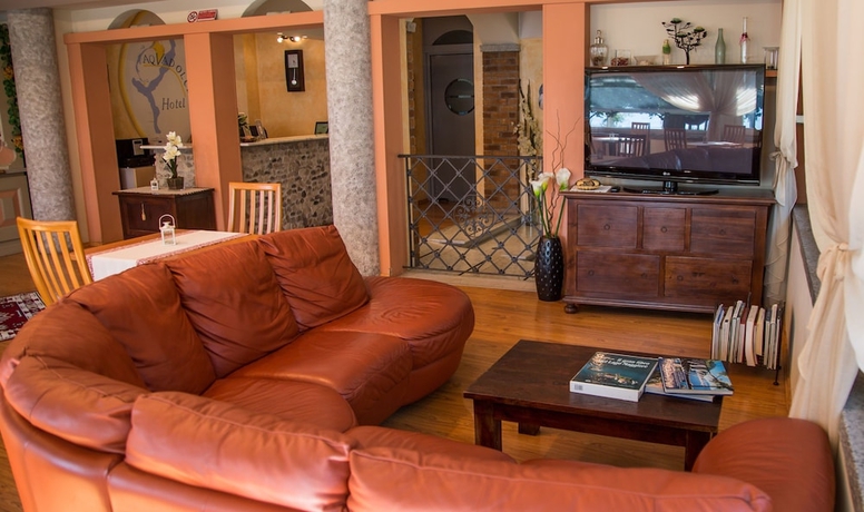Imagen de los interiores del Hotel Aquadolce. Foto 19