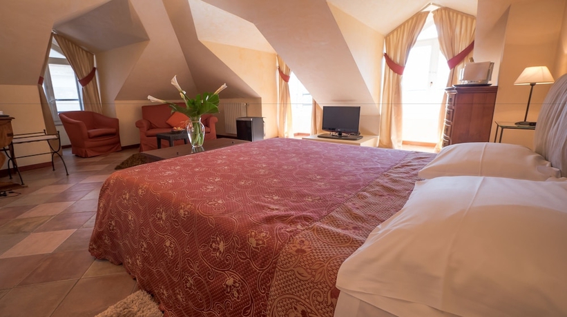 Imagen de la habitación del Hotel Aquadolce. Foto 12