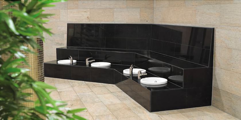 Imagen de la piscina del Hotel Aquafit. Foto 10