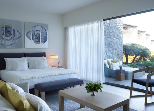 Imagen de la habitación del Hotel Aquagrand Artistic Luxury Beach Resort - Adults Only. Foto 4