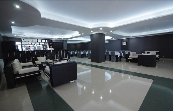 Imagen de los interiores del Hotel Aqualand. Foto 15