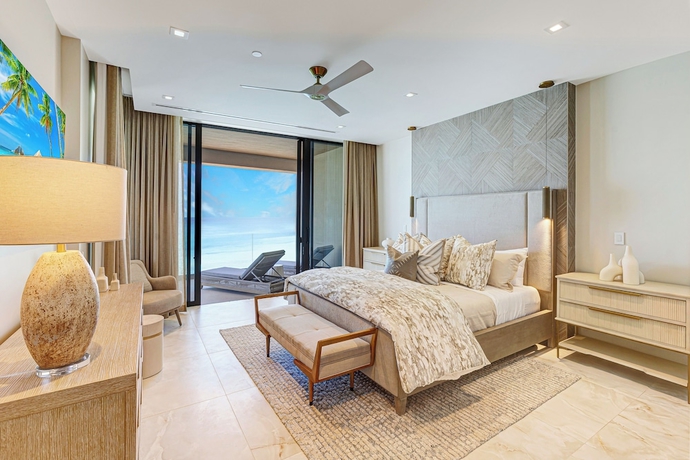 Imagen de la habitación del Hotel Aqualina. Foto 4