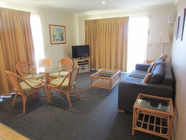 Imagen de la habitación del Hotel Aqualuna Beach Resort. Foto 12