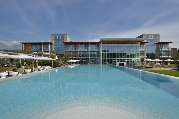 Imagen de la piscina del Hotel Aqualux Spa and Suite. Foto 13