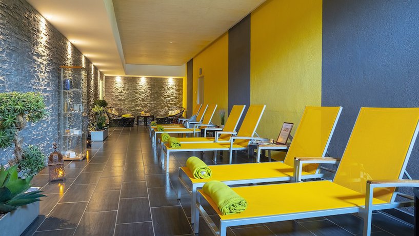 Imagen de la piscina del Hotel Aqualux Wellness And Tagungshotel. Foto 20